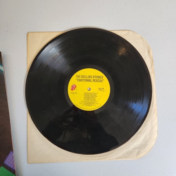 The Rolling Stones Vinyl Record Emotional Rescue with Poster First Pressing EX - Picture 3 of 13